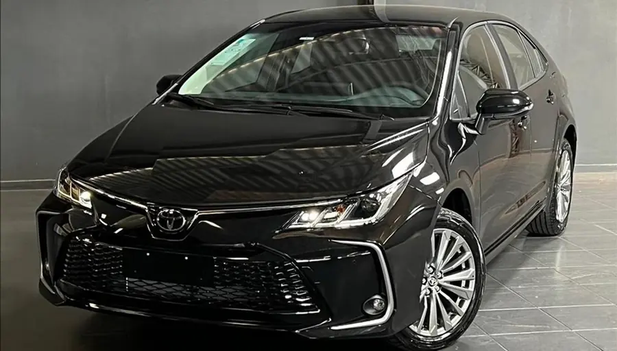 Sedan executivo 3/4 frontal